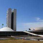 Fim da reeleição: divergências sobre mandatos e unificação de datas podem atrasar votação no Senado