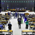 Câmara dos Deputados avança com proibição de uso de inteligência artificial para criar imagens íntimas falsas