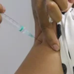 Entidades médicas recomendam vacinação de vítimas e socorristas no Rio Grande do Sul