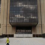 Copom eleva juros básicos da economia para 15% ao ano