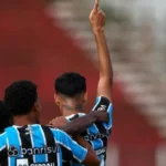 Grêmio goleia o Goiás e avança para as oitavas de final da Copa São Paulo