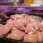 Gripe aviária não deve impactar o preço da carne de frango, diz ministro da Agricultura