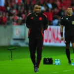 Roger justifica empate do Inter com o Mirassol e admite rever esquema com três volantes