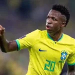 Governo federal manifesta “satisfação” após condenação de torcedores na Espanha por racismo contra o jogador Vini Jr.