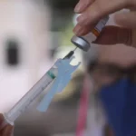 Vacina com proteção ampliada contra meningite começa a ser ofertada no SUS