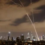 Irã ativa sua defesa aérea no segundo dia de bombardeios israelenses