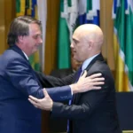Alexandre de Moraes nega pedido de Bolsonaro para suspender processo no Supremo