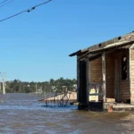 Novo episódio de chuva excessiva poderá agravar enchente no RS