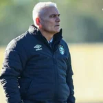 Técnico do Sub-20 do Grêmio comenta aproximação de Felipão com a base