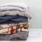 Governo gaúcho lança a Campanha do Agasalho de 2025, com foco em cobertores e roupas de cama