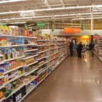 Supermercados brasileiros encaram falta de trabalhadores e recorrem até ao Exército para preencher 350 mil vagas