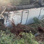 Caminhoneiro morre em acidente na RS-135