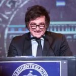 Argentina buscará liberdade “junta ou sozinha”, diz Javier Milei antes de passar comando do Mercosul a Lula