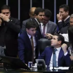 Proposta de Emenda à Constituição, a PEC da Blindagem, se estenderá a deputados estaduais e distritais