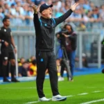 Mano Menezes “surta” com substituição errada na derrota do Grêmio para o Mirassol
