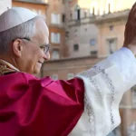Papa Leão XIV celebra seus 70 anos com milhares de fiéis no Vaticano