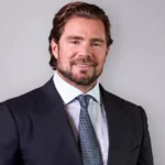 Banqueiro Daniel Vorcaro pagou até R$ 2 milhões para influenciadores digitais atacarem o Banco Central, aponta a Polícia Federal