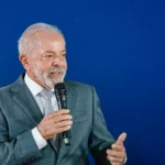 Lula embarca para a reunião do G7 em busca de acordos com Trump e a União Europeia