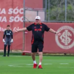 Abel Braga ganhará estátua no Beira-Rio em homenagem aos 20 anos da conquista da América