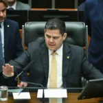 Proposta de delação de Vorcaro tem acusação de propina de US$ 30 milhões a Alcolumbre, diz revista