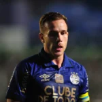 Arthur se despede do Grêmio: “Infelizmente, não conseguimos encontrar uma solução”