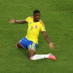 Inter tenta centroavante que disputa a Copa do Mundo para substituir Borré